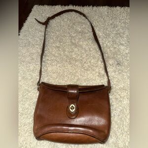 Vintage Coach Brown Leather Crossbody Shoulder Bag
